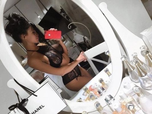 Алеся — возбуждающий массаж на sexvolg.xyz