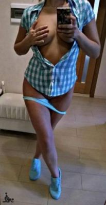 Студентка индивидуалка Алина, рост: 165, вес: 50